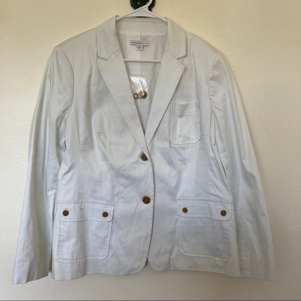 Woman’s Issac Mizrahi live! Blazer/jacket